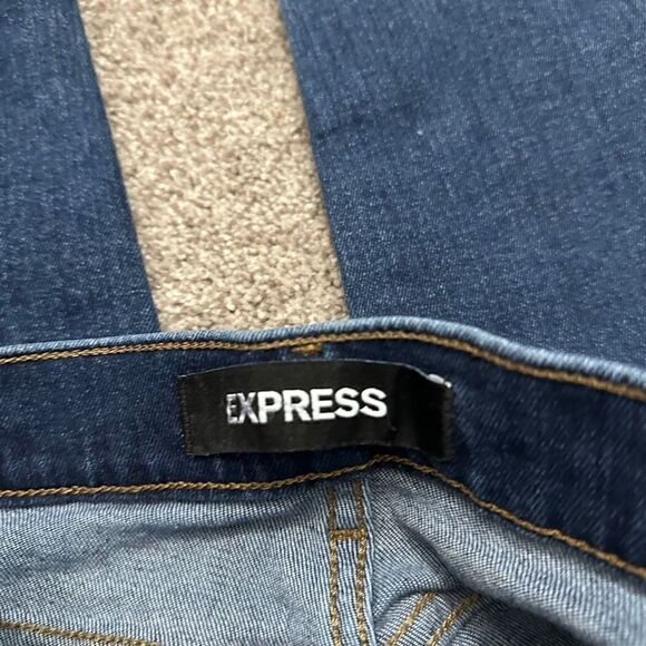 Express super high rise mom jean size 00r - Picture 3 of 5